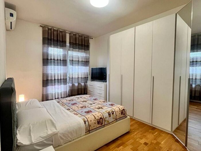 Appartamento trilocale in affitto in Via Pasquale Miglioretti, Affori, Milano