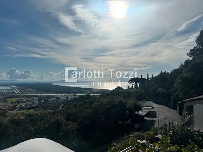 Appartamento con 6 locali in vendita in Via del Muschio, Castiglione Della Pescaia