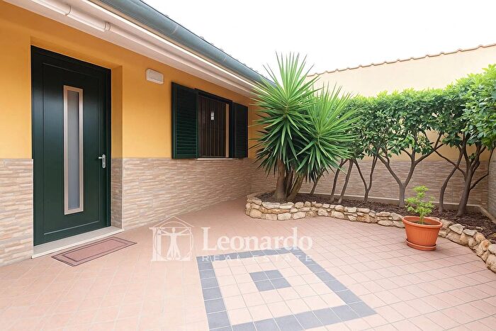 Casa con 5 locali in vendita in Via della Libertà, Viareggio
