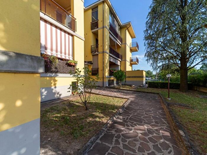 Appartamento trilocale in affitto in Via del Popolo, Paradigna Centro Torri, Parma