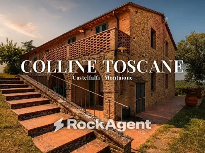 Appartamento trilocale in vendita in Via Cerroni, Montaione