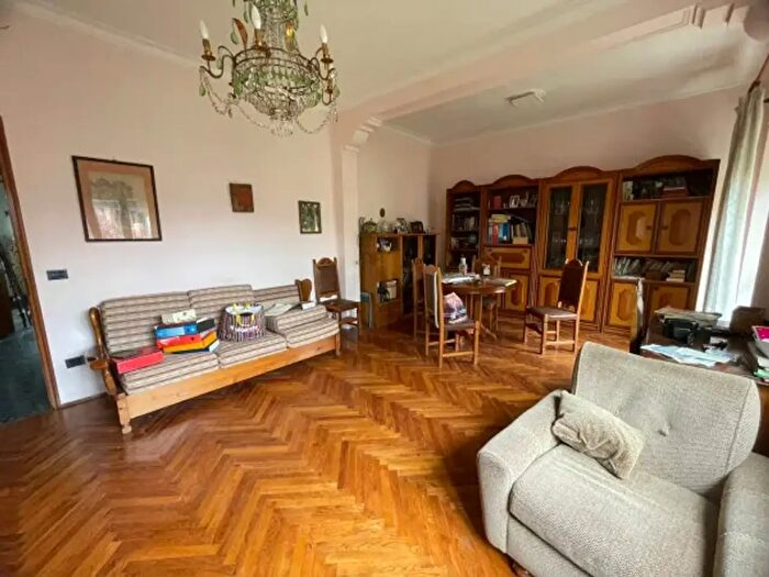 Appartamento quadrilocale in vendita in Via Mazzè, Chivasso