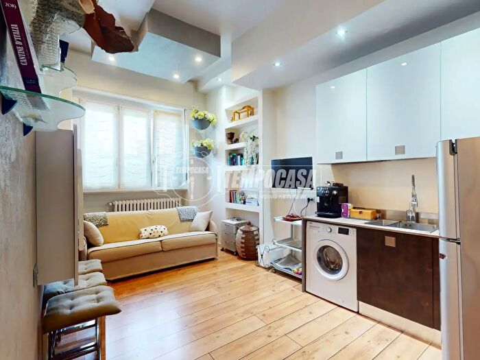 Appartamento trilocale in vendita in Alba