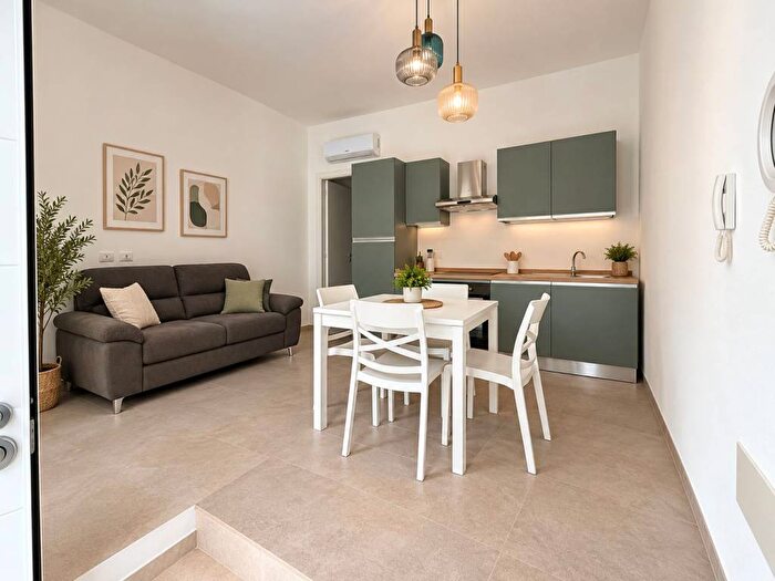 Appartamento bilocale in affitto in Via Vincenzo Cuoco, Santa Maria Chiara, Cagliari