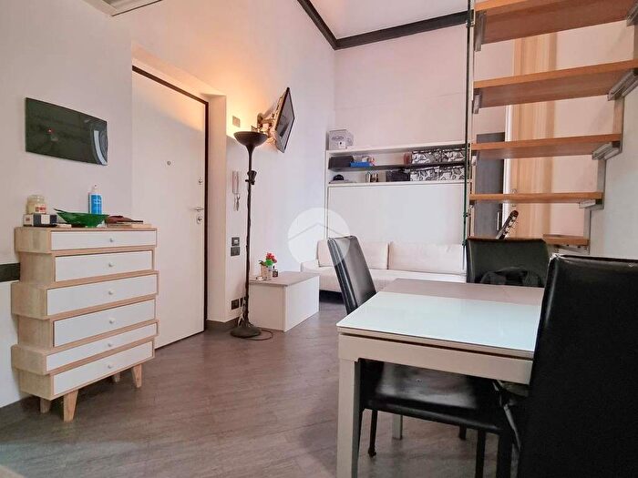 Appartamento monolocale in affitto in Via Ammiraglio Gravina, Roma Cavour, Palermo