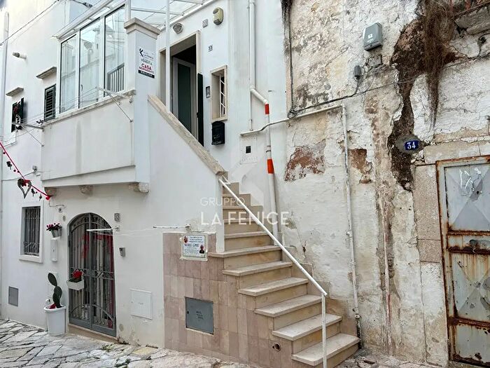 Casa trilocale in vendita in Via Solitario, Martina Franca
