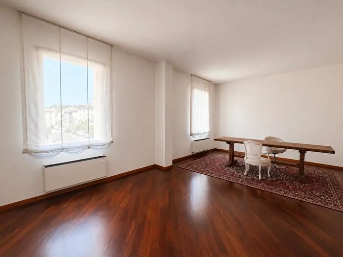 Appartamento trilocale in vendita in Via San Nicolò, Treviso