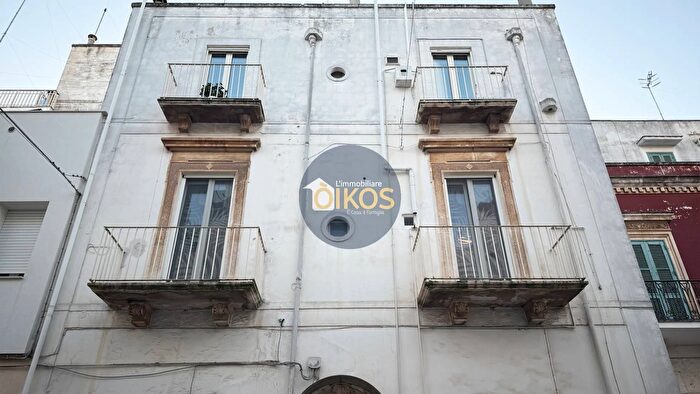 Appartamento quadrilocale in vendita in Via dei Mille, Castellana Grotte