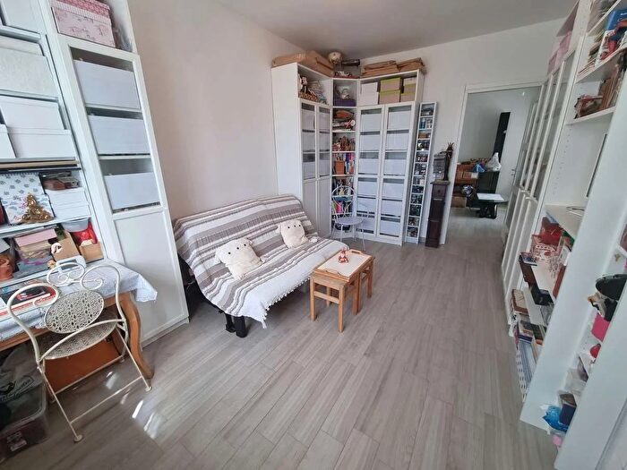 Appartamento bilocale in vendita in Via Corridoni, Bollate