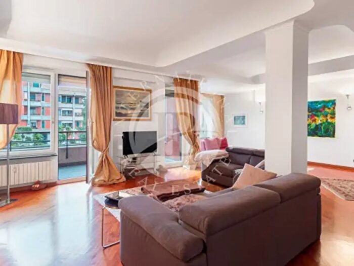 Appartamento con 6 locali in vendita in Genova