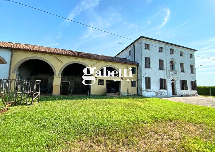 Casa con 5 locali in vendita in Via Argine Sinistro, Bovolenta