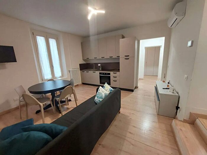 Appartamento quadrilocale in vendita in Via Taglio, Modena