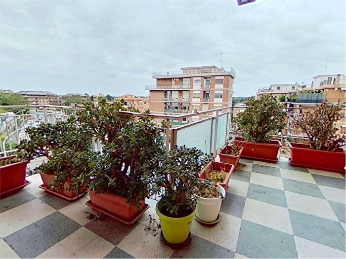 Appartamento trilocale in affitto in Via Portuense, Portuense, Roma