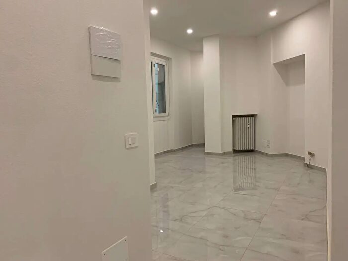 Appartamento quadrilocale in vendita in Viale Montegrappa, Reggio Emilia