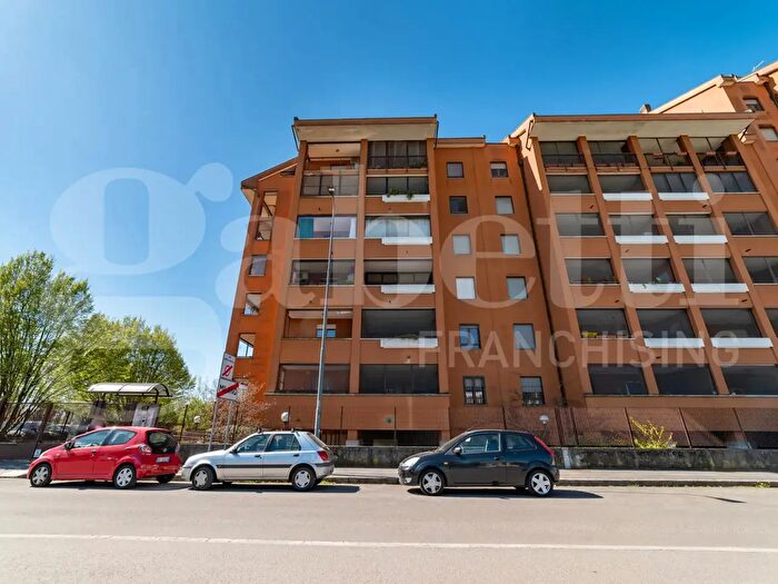 Appartamento trilocale in vendita in Via Fratelli Fraschini, Milano