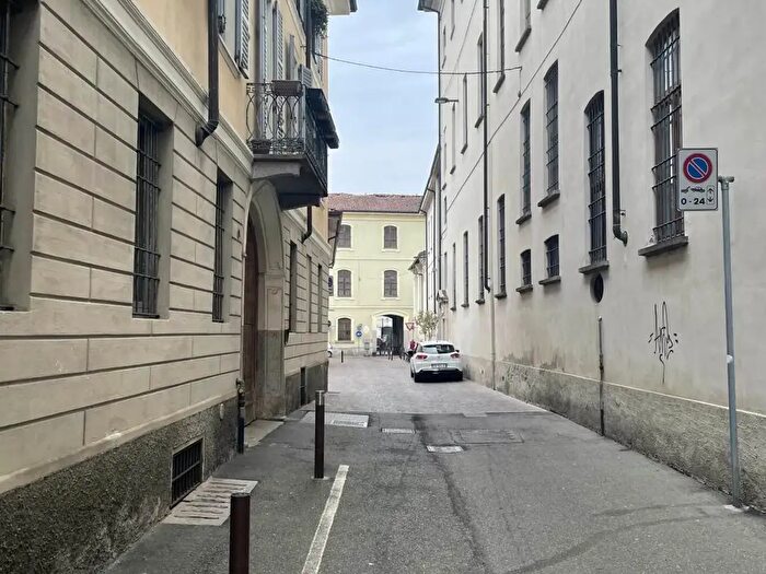 Appartamento trilocale in vendita in Lodi