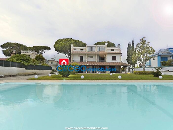 Casa con 6 locali in affitto in Via Tommaso Tittoni, Centro, San Felice Circeo