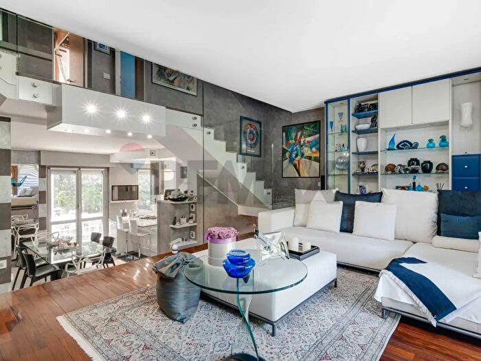 Casa quadrilocale in vendita in Trieste, Cassano Magnago