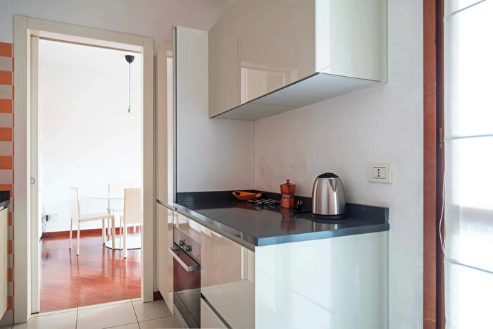 Appartamento monolocale in affitto in Via Magolfa, Milano