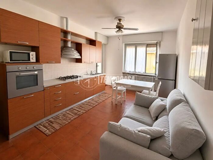 Appartamento trilocale in vendita in Via Carroccio, Rho