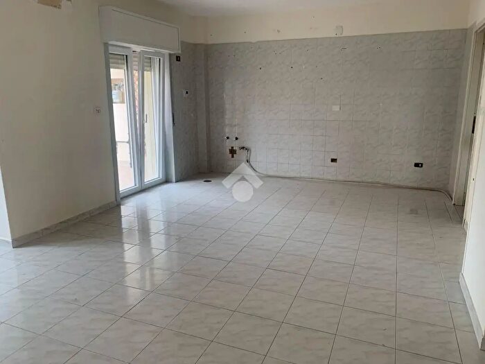 Appartamento quadrilocale in affitto in Piazza Ungaretti, Caserta