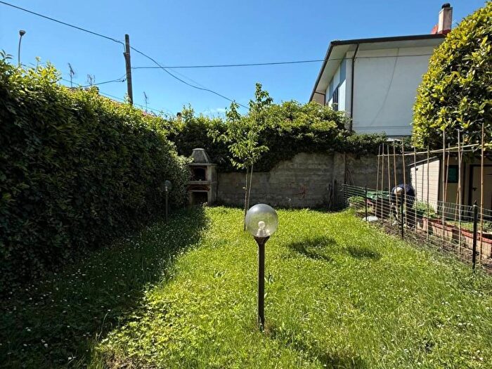 Appartamento quadrilocale in affitto in Via Carlo Marx San Martino a Ulmiano, Pontasserchio Pappiana, San Giuliano Terme