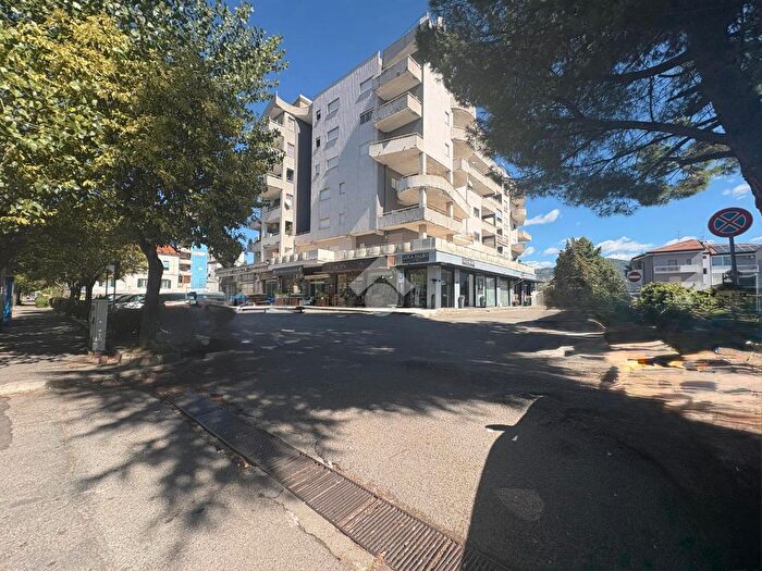 Appartamento quadrilocale in vendita in Via Giuseppe Verdi, Rende