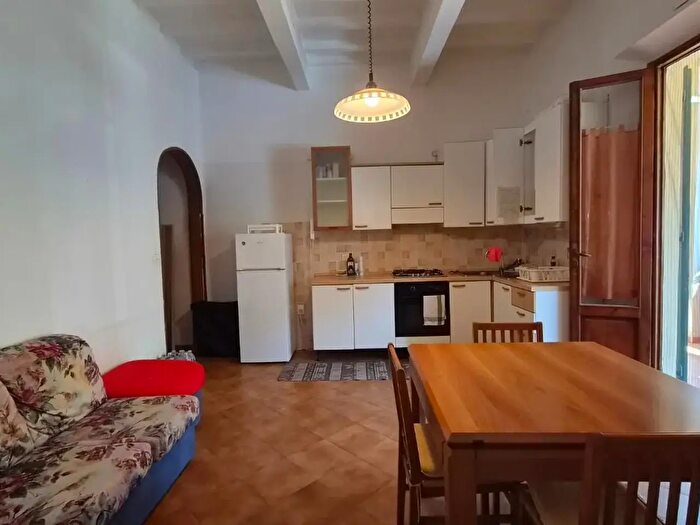 Appartamento trilocale in vendita in Pisa