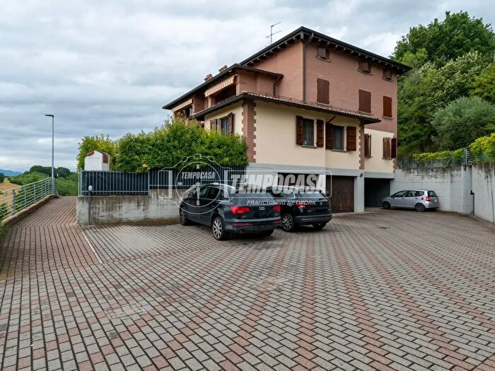 Appartamento trilocale in vendita in Castellarano