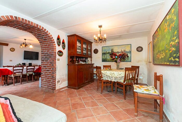 Casa con 5 locali in vendita in Via Cave, Bagnolo Piemonte