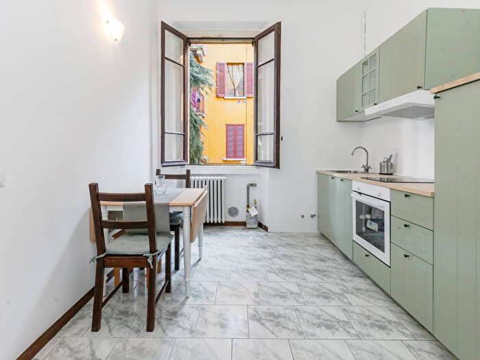 Appartamento bilocale in affitto in Via Conte Verde, Dergano, Milano