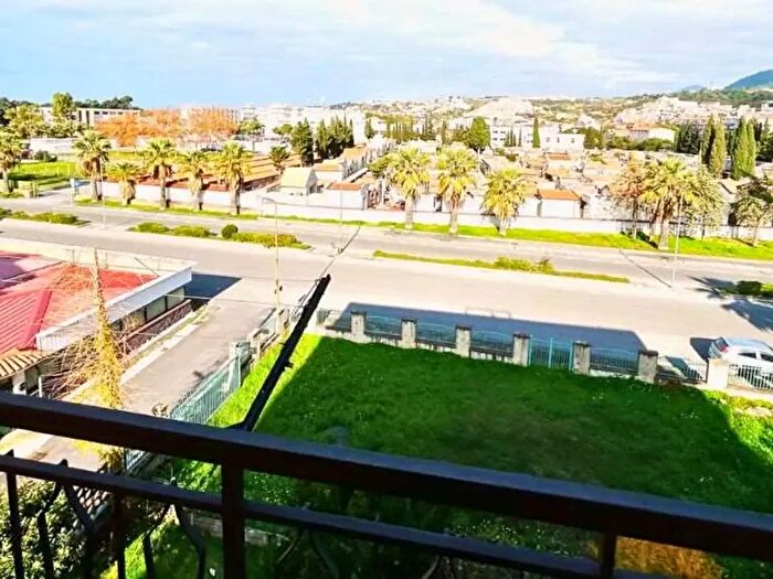 Appartamento con 5 locali in vendita in Via Marco Polo, Scalea