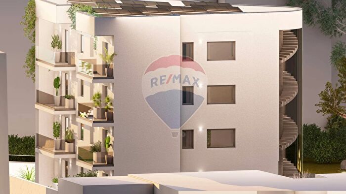 Appartamento quadrilocale in vendita in Via Lazio a, Lecce