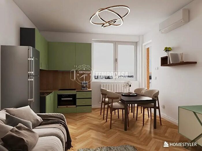 Appartamento trilocale in vendita in Via Monte Bianco, Busto Arsizio