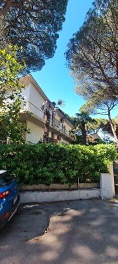 Appartamento con 5 locali in vendita in Viale Romagna, Cervia