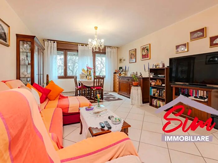 Appartamento trilocale in vendita in Via Antonio Calderara Novara, Novara