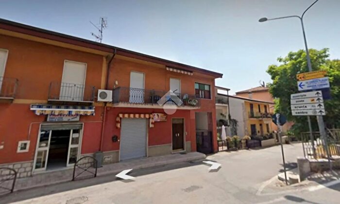 Casa con 5 locali in vendita in Via Nino Bixio, Campoli Del Monte Taburno