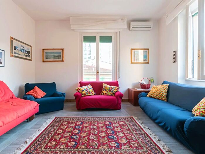 Appartamento con 5 locali in vendita in Firenze