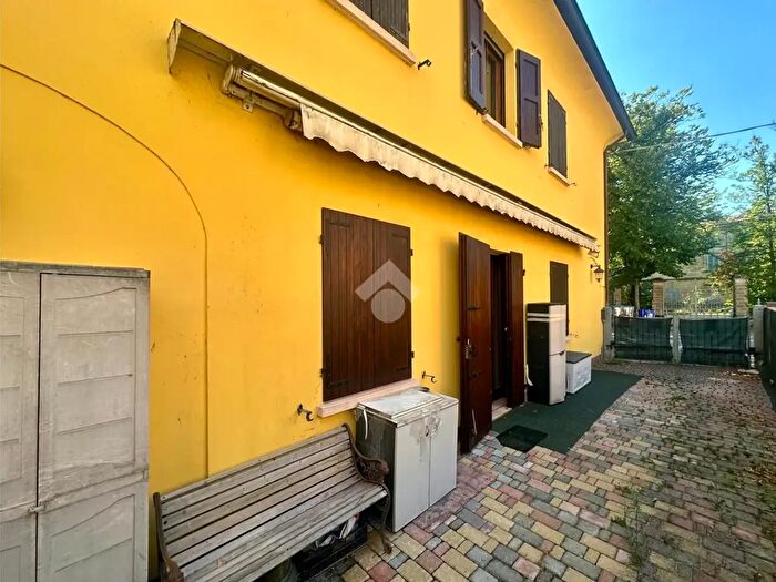 Casa con 5 locali in vendita in Via Domenica Baccarini, Campagnola Emilia
