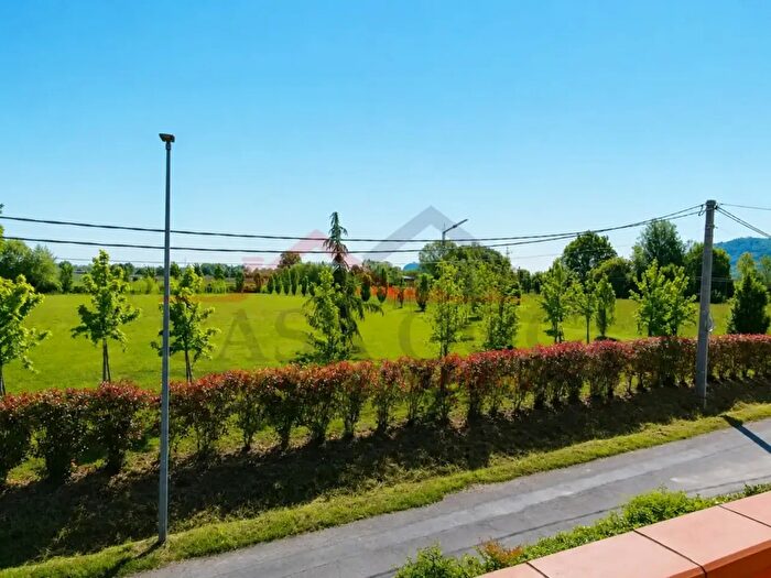 Appartamento con 6 locali in vendita in Via Fontane, Cervarese Santa Croce