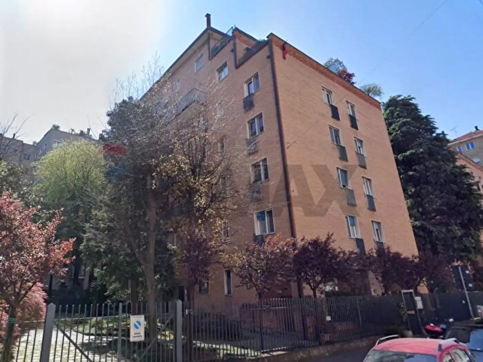 Appartamento bilocale in vendita in Via Francesco Reina, Milano