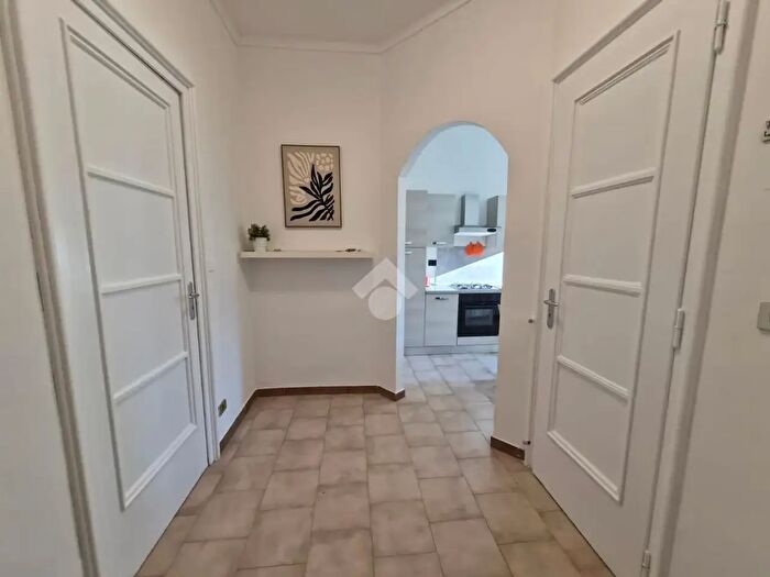 Appartamento bilocale in vendita in Via Mombarcaro, Torino