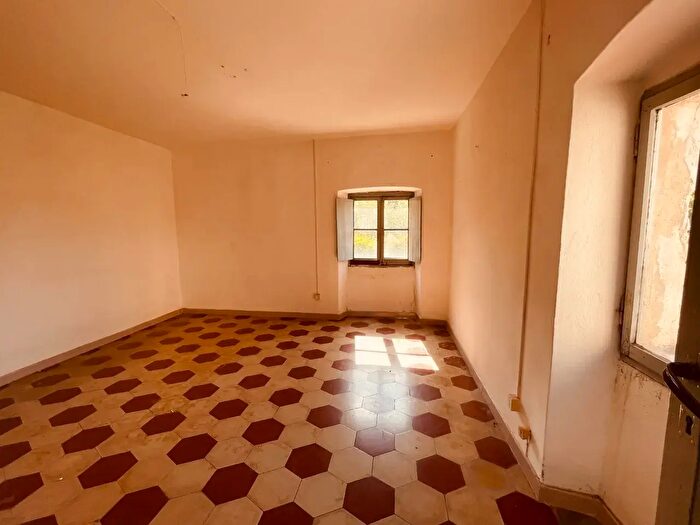 Casa quadrilocale in vendita in Sarzana