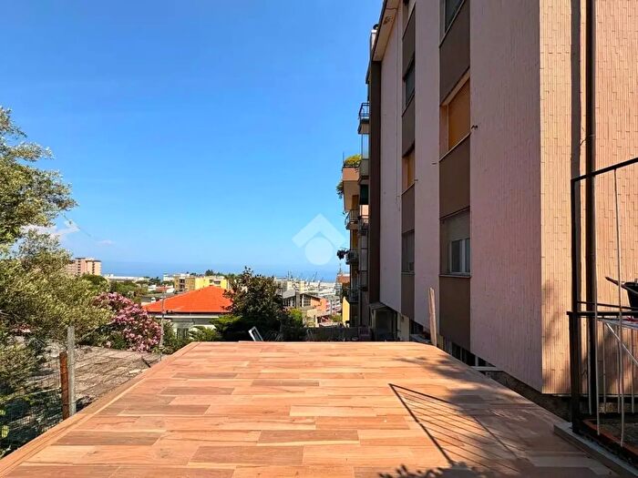 Appartamento monolocale in vendita in Via Genova, Savona