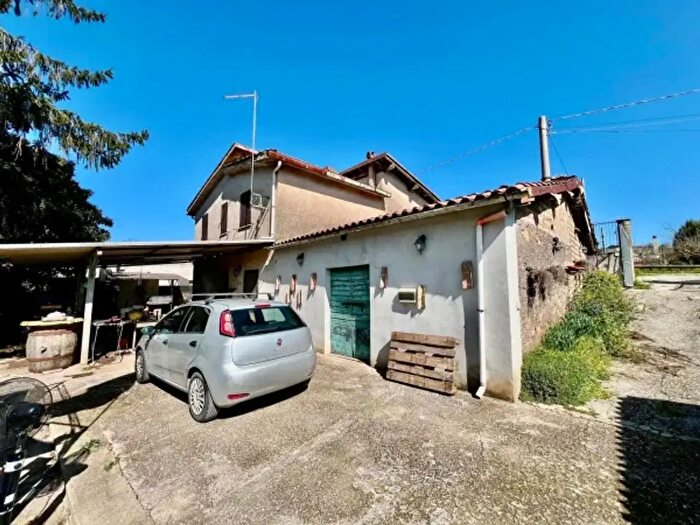 Casa bilocale in vendita in Via Prenestina Antica, Gallicano Nel Lazio