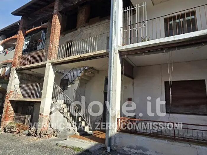 Casa con 5 locali in vendita in Via Giacomo Puccini, Sangiano