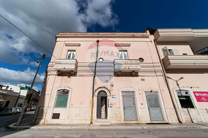 Appartamento bilocale in vendita in Via Santa Maria della Stella, Adelfia