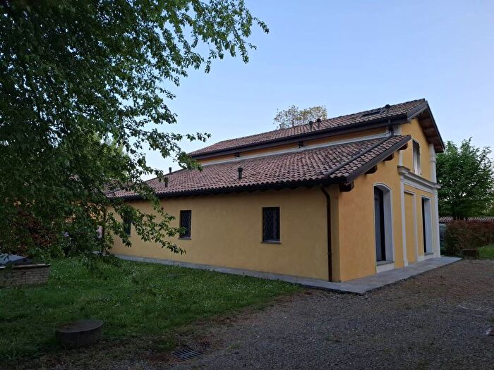 Casa trilocale in affitto in Orologio, Reggio Emilia