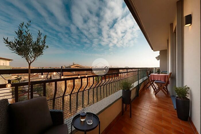 Appartamento quadrilocale in vendita in Viale Santuario, Seregno