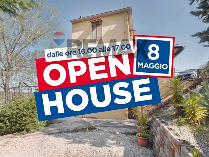 Casa con 5 locali in vendita in Contrada Montupoli Foro, Miglianico